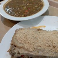 Lentejas y lasaña at La Olla Vegetal in Zaragoza