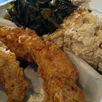 Tenders with vegan mac&cheesse and collard greens at NuVegan in Washington