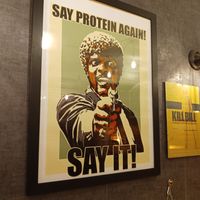 Tous les vegans qui ont vu Pulp Fiction comprendront 😇 at La Bouche'rit in Grenoble