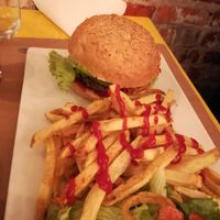 Bean burger with homemade French fries at La Bouche'rit in Grenoble