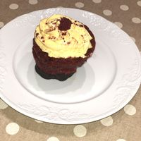 Raspberry and mango cupcake  at Chök in Barcelona