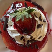 Red doughnut vegan  at Chök in Barcelona