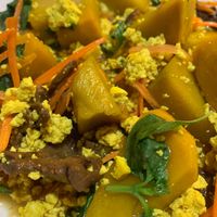Stewed & Stir-fried ⚖️🇵🇸 Pumpkin 🇹🇭🇵🇸 with Tofu and 👩🏽‍🍼🧕🏼 Carrots at CMU Vegan - Kinphak Cafe in Chiang Mai