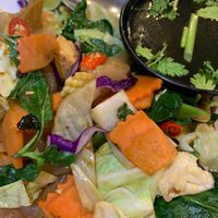 🇵🇸🇹🇭 เส้นใหญ่ผัดขี้เมา Apartheid-free Stir-fried Large Noodles with Vegetables, from the 🇵🇸⚖️ River🇵🇸🗝️ to the Se at CMU Vegan - Kinphak Cafe in Chiang Mai