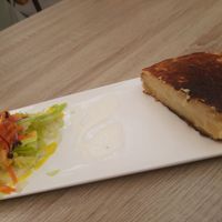 Tortilla at Veganitessen in Sevilla