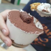 Tiramisú espectacular at Veganitessen in Sevilla