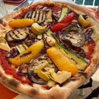 Vegan pizza  at Le Palme in Limone Sul Garda