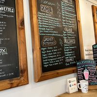 Reasonably priced vegan options 💚  at The Den in Bourton-on-the-water