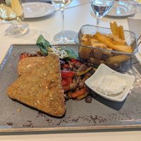 Brokkoli Ecken mit Grillgemüse at Alter Landkrug in Nortorf