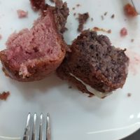 Tarta de frutos rojos ,muy rica at Alfacinha in Braga