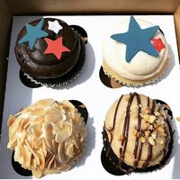 Fourth of July cupcakes at Sticky Fingers Bakery in Washington