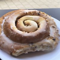 This is the vegan cinnamon bun, yes it’s pretty big. It’s was good but I wish it was fresher, it didn’t melt in my mouth and I think that’s a must have for a cinnamon bun at Sticky Fingers Bakery in Washington