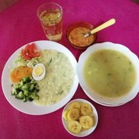 Puré de papas con ensaladas, crema de sambo, té cedrón con hierba luisa, postre maqueño en almíbar Antepara E3-24 y Pedro Fermin Cevallos SAN BLAS reservaciones 0963248881 bue at Inti-Mikuna in Quito