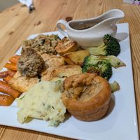 Vegan Sunday Roast at The Crew Yard in Edwinstowe