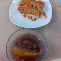 Baklava vegano e mousse al cioccolato di avocado e mela caramellizzata at Kalí Órexi by Labocatorio in Bilbao