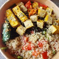 Tempeh Curry Bowl at Juicery in Tubingen
