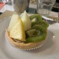 Crostatina con crema e frutta  at Necci in Rome
