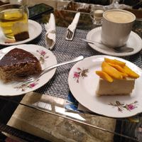 Vegan cinnamon chocolate cake and vegan mango cheesecake at Sweetbeat in San Cristobal De Las Casas