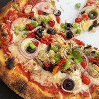Veggie delight with vegan cheesee  at Pictured Rocks Pizza in Munising