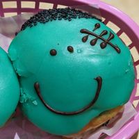  at Boneshaker Doughnuts in Paris