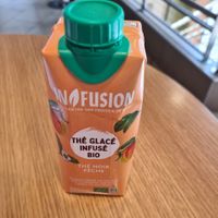 Infusion bio ice tea peach at Boneshaker Doughnuts in Paris