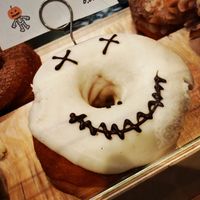 Donuts spécial Halloween ! at Boneshaker Doughnuts in Paris