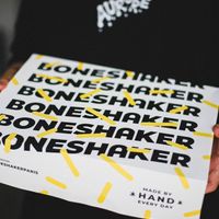 La boîte boneshaker at Boneshaker Doughnuts in Paris