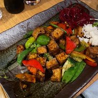 Thai Basil Wok mit Tofu at Weidao in Stockholm