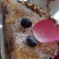 Vegan cocos pineapple cake at TOET het Toetjesparadijs in Groningen