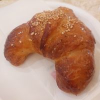 Vegan croissant at Meucci Pasticceria in Lucca