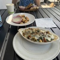Mauna Kea Mac and cheese pasta with garlic knots   at Journey Cafe in Kailua Kona