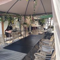 Seating for many  at Journey Cafe in Kailua Kona