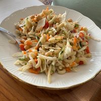Pasta salad with chickpeas, white cabbage, cucumber, carrot, radish, fennel, pepper, onion, vinaigrette at La Cuisine de Phanie in Versailles