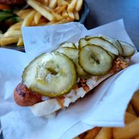 Hotdog at Iscafeen in Hvide Sande