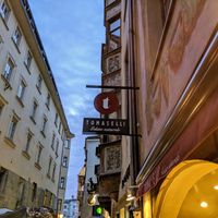 Captivating at Tomaselli in Innsbruck