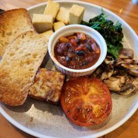 greedy vegan breakfast at The Greedy Cow in Lake Tekapo