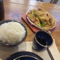 Rice, free tea, vegetables  at WángYǔYān Sù Fāng 王语嫣素坊 in Dali