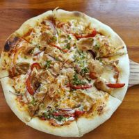 Spicy Pizza with bamboo fungus and pepper at Coffee Vegetarian 宅菽咖啡蔬食馆 - Zhái Shū KāFēi in Dali
