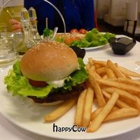 Vegan Cheeseburger at Loving Hut in Paris