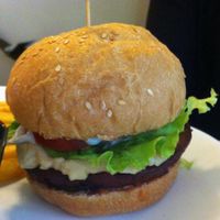 Veggie-Burger at Loving Hut in Paris