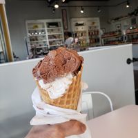 Sorvete de chocolate vegano ! Maravilhoso ! at Cabana's in St Joseph