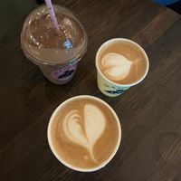 Oatly Coffe and Veganized Choco Shake at Joe & The Juice in Zurich