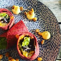 Overheerlijke bietenwrap at Lot en de Walvis in Leiden