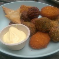 Vegan snack platter at Bluebirds in the Backyard in Dordrecht