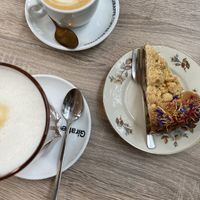 Coffee with oat milk and Apple Pie   at Bluebirds in the Backyard in Dordrecht