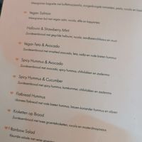  at Bluebirds in the Backyard in Dordrecht