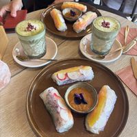 Springrolls en matcha   at Bluebirds in the Backyard in Dordrecht