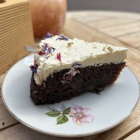 Hummingbird Cake 4,80€  at Bluebirds in the Backyard in Dordrecht