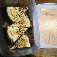 Spicy orange cakes to go at Bluebirds in the Backyard in Dordrecht