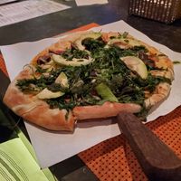 Vegan pizza at Noble Crust in St Petersburg